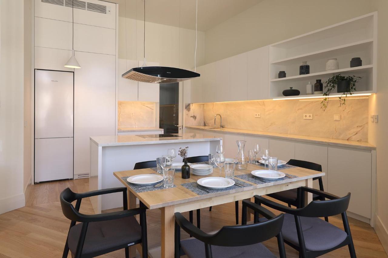 Flh Sa Da Bandeira Luxury Apartment Porto Bagian luar foto